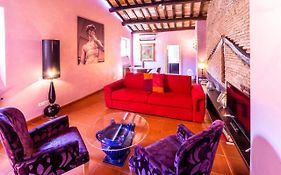 maison specchi